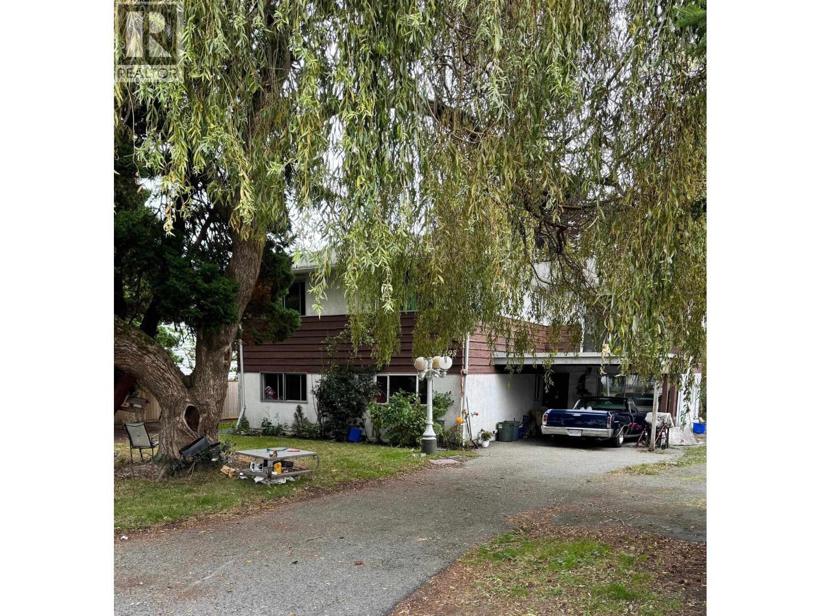 4893 44B AVENUE, Delta, British Columbia