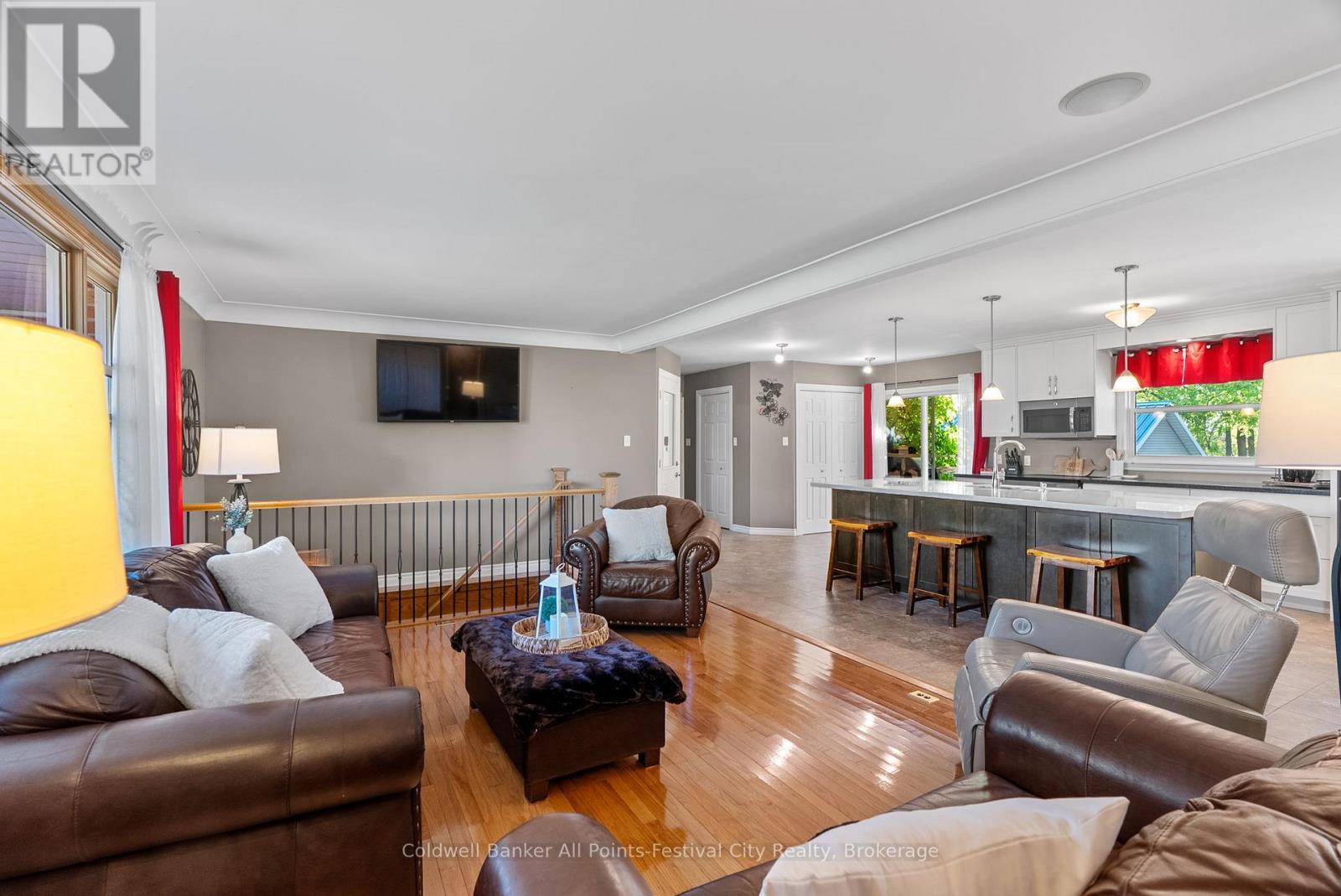 81993 Bluewater Highway, Ashfield-Colborne-Wawanosh, Ontario  N7A 3Y2 - Photo 6 - X12463718