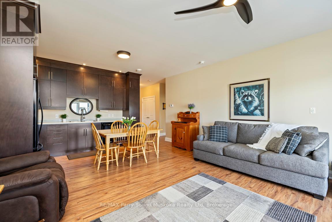 303 - 20d Silver Birch Court, Parry Sound, Ontario  P2A 0A7 - Photo 12 - X12463720
