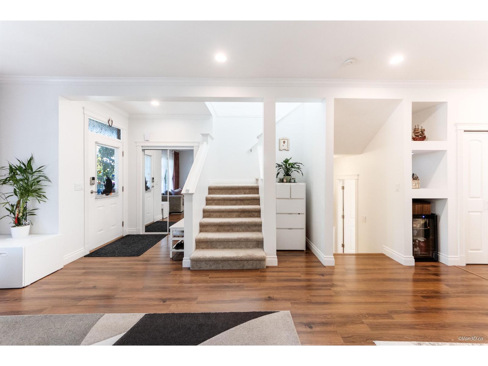 6631 192a Street, Surrey, British Columbia  V4N 0B9 - Photo 5 - R3057812