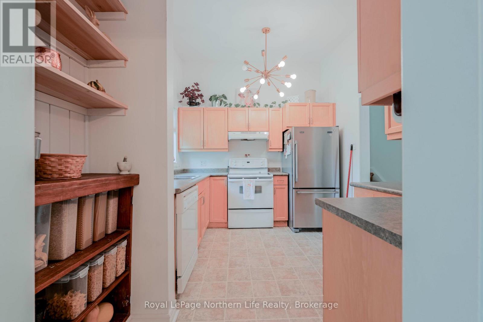 451 Stones Street, North Bay, Ontario  P1B 6B7 - Photo 15 - X12461405