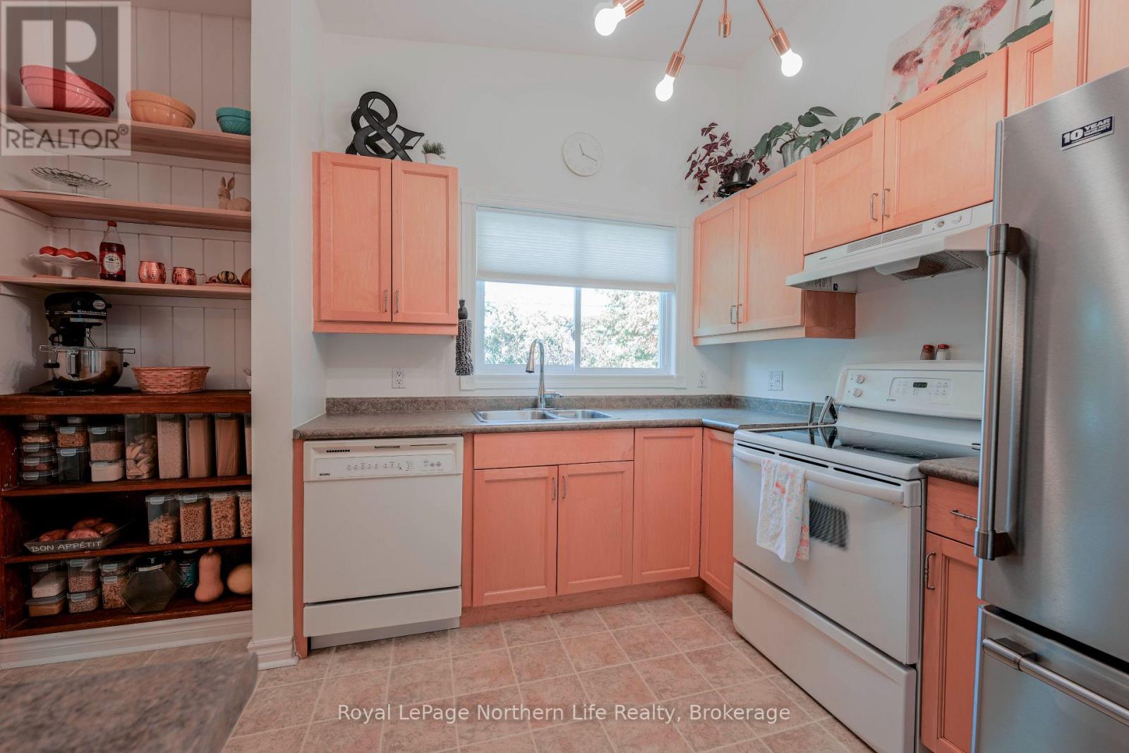 451 Stones Street, North Bay, Ontario  P1B 6B7 - Photo 16 - X12461405