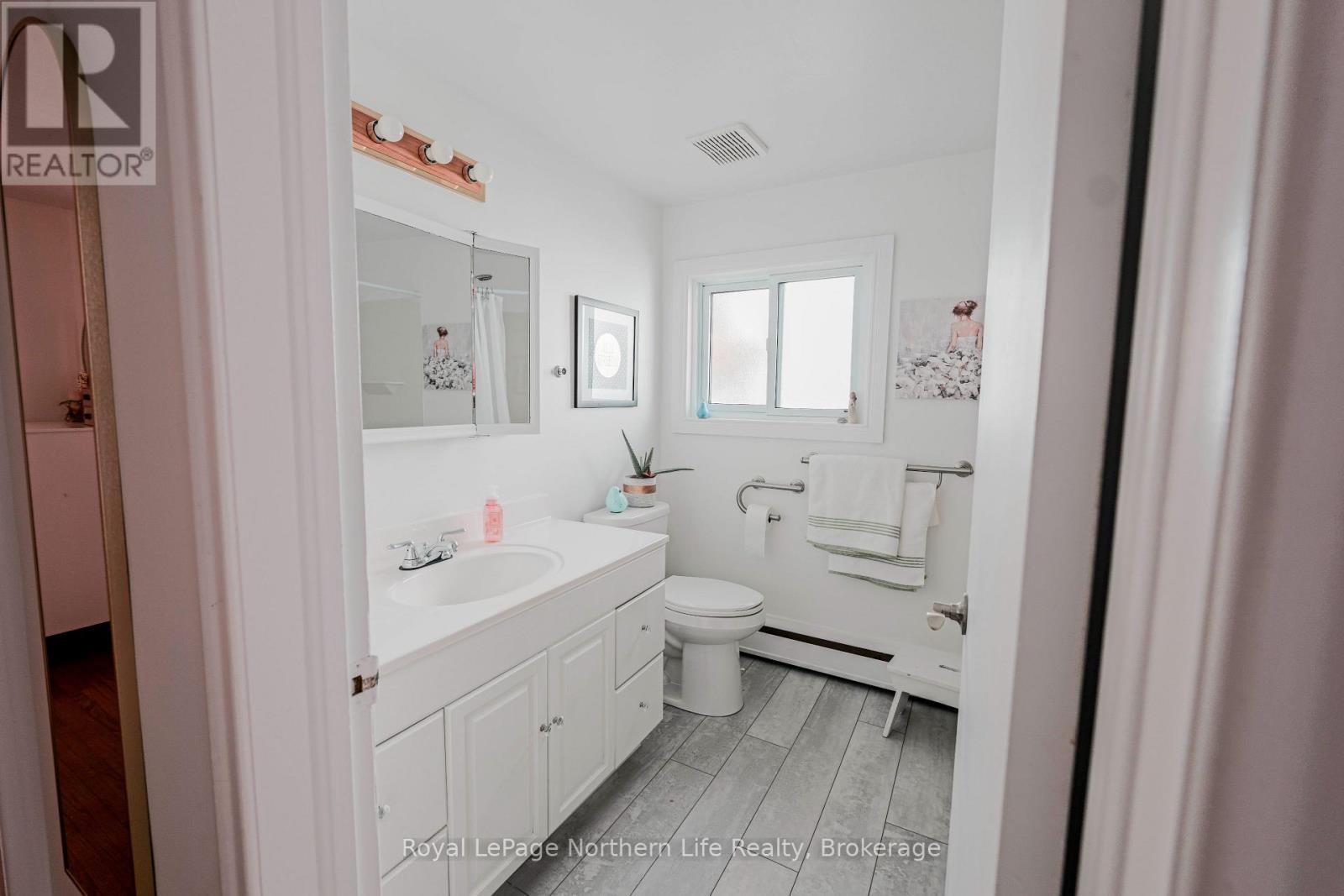 451 Stones Street, North Bay, Ontario  P1B 6B7 - Photo 26 - X12461405