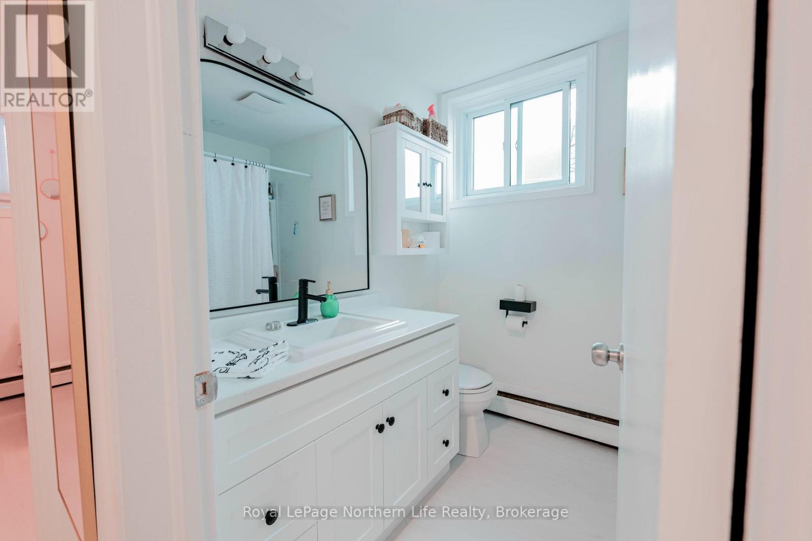 451 Stones Street, North Bay, Ontario  P1B 6B7 - Photo 32 - X12461405