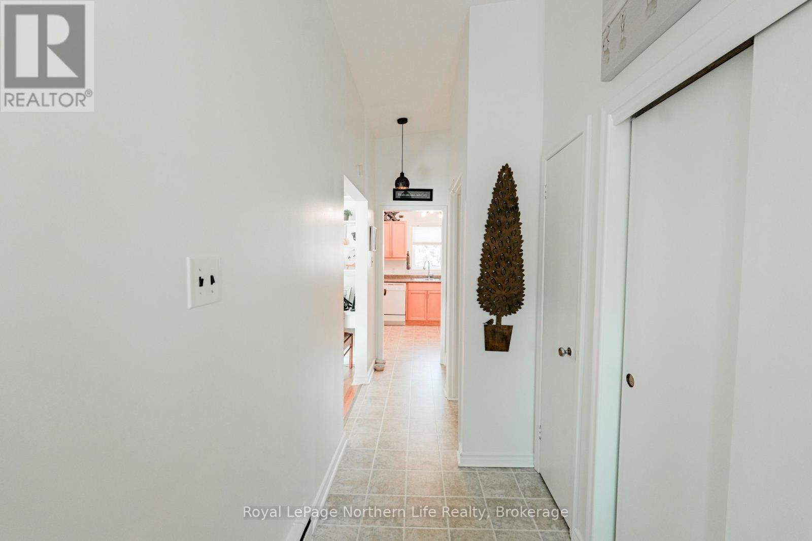 451 Stones Street, North Bay, Ontario  P1B 6B7 - Photo 6 - X12461405