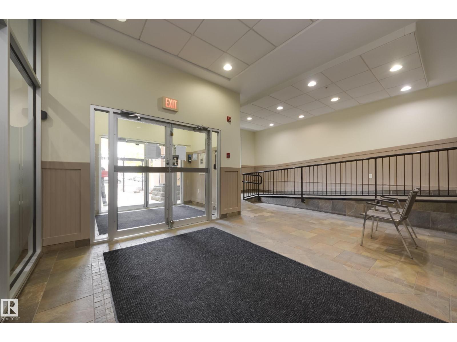 #301 10235 112 St Nw, Edmonton, Alberta  T5K 1M7 - Photo 3 - E4462156