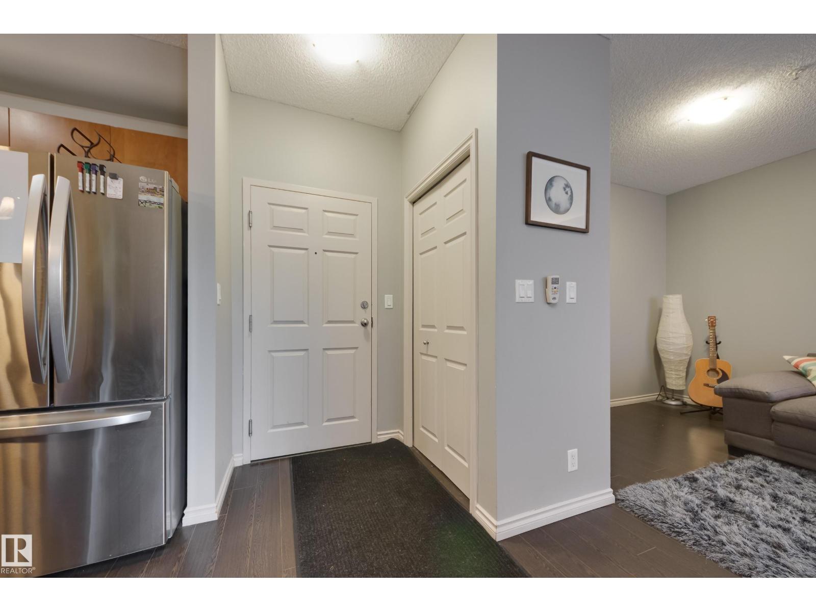 #301 10235 112 St Nw, Edmonton, Alberta  T5K 1M7 - Photo 5 - E4462156