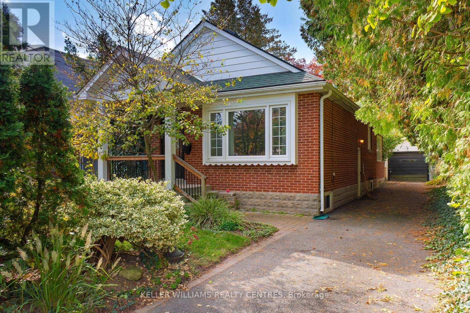 370 DELAWARE AVENUE, Burlington, Ontario