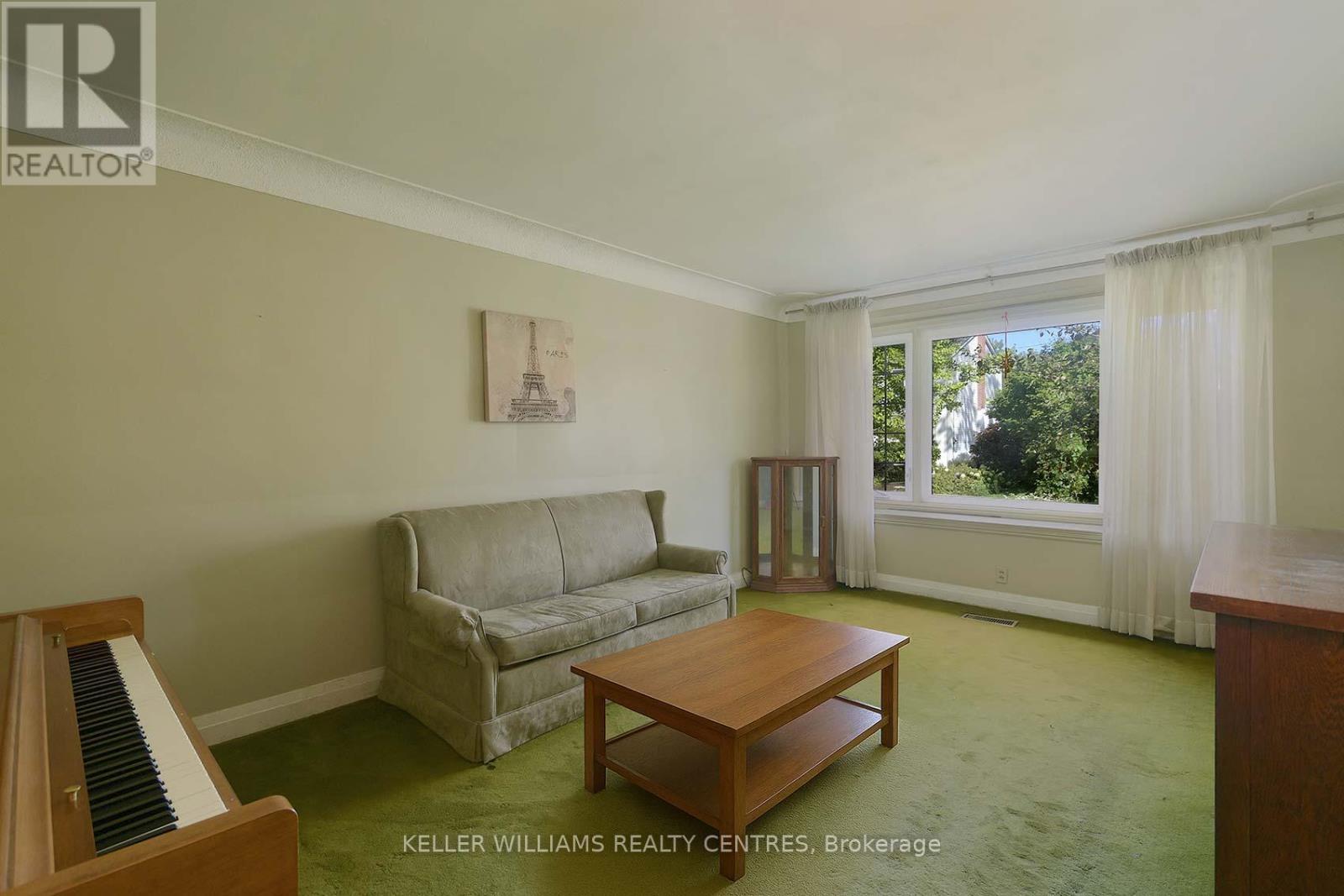 370 Delaware Avenue, Burlington, Ontario  L7R 3B5 - Photo 12 - W12463547