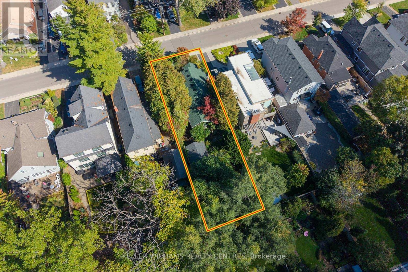 370 Delaware Avenue, Burlington, Ontario  L7R 3B5 - Photo 6 - W12463547