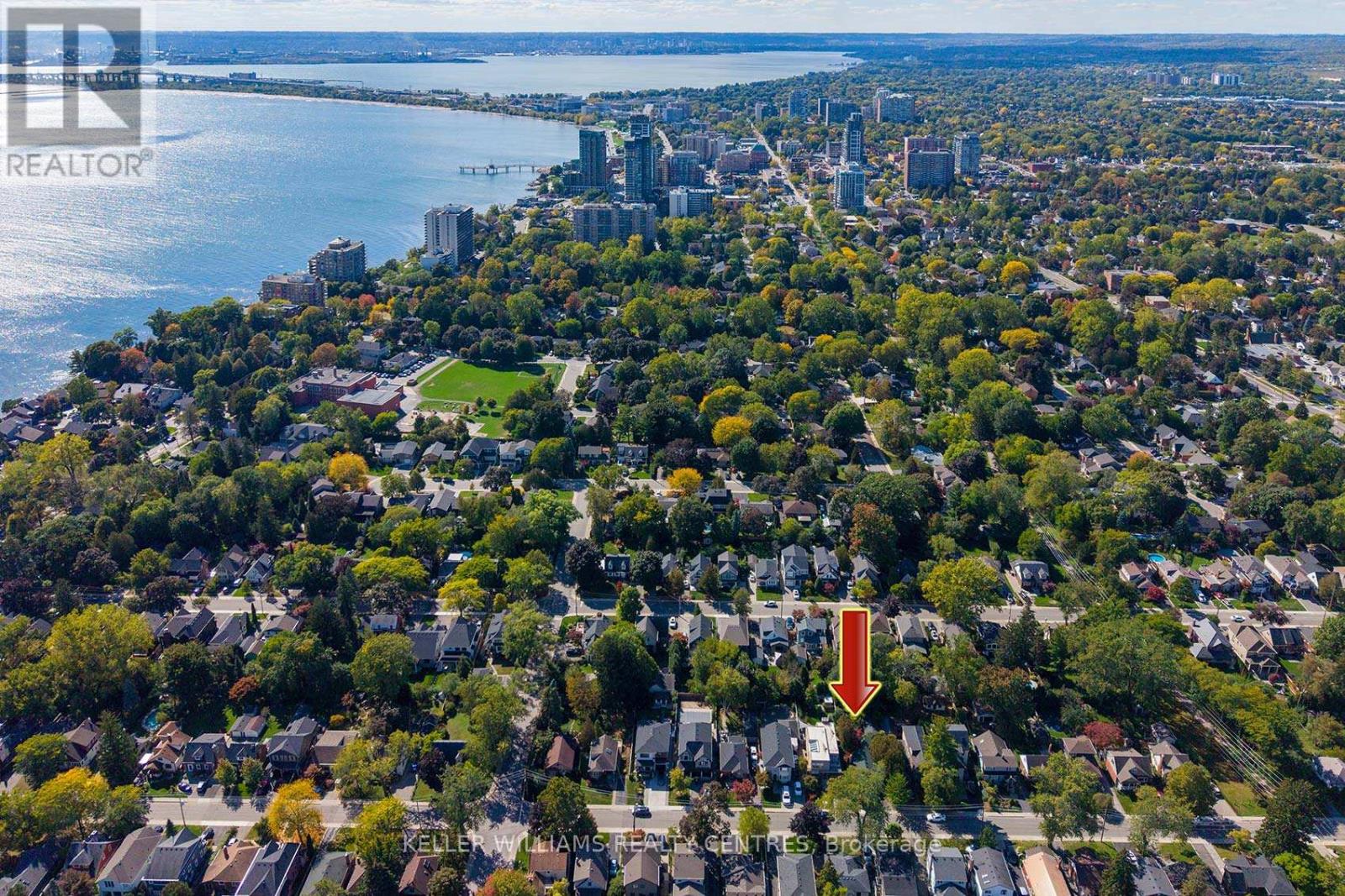 370 Delaware Avenue, Burlington, Ontario  L7R 3B5 - Photo 8 - W12463547