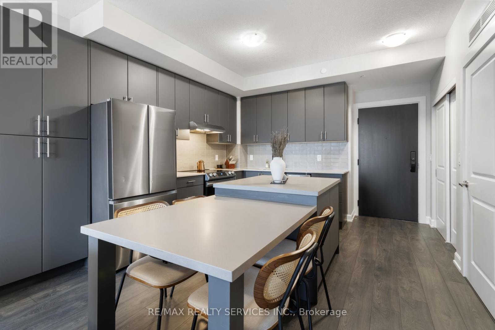 917 - 3200 William Coltson Avenue, Oakville, Ontario  L6H 7W6 - Photo 13 - W12463571