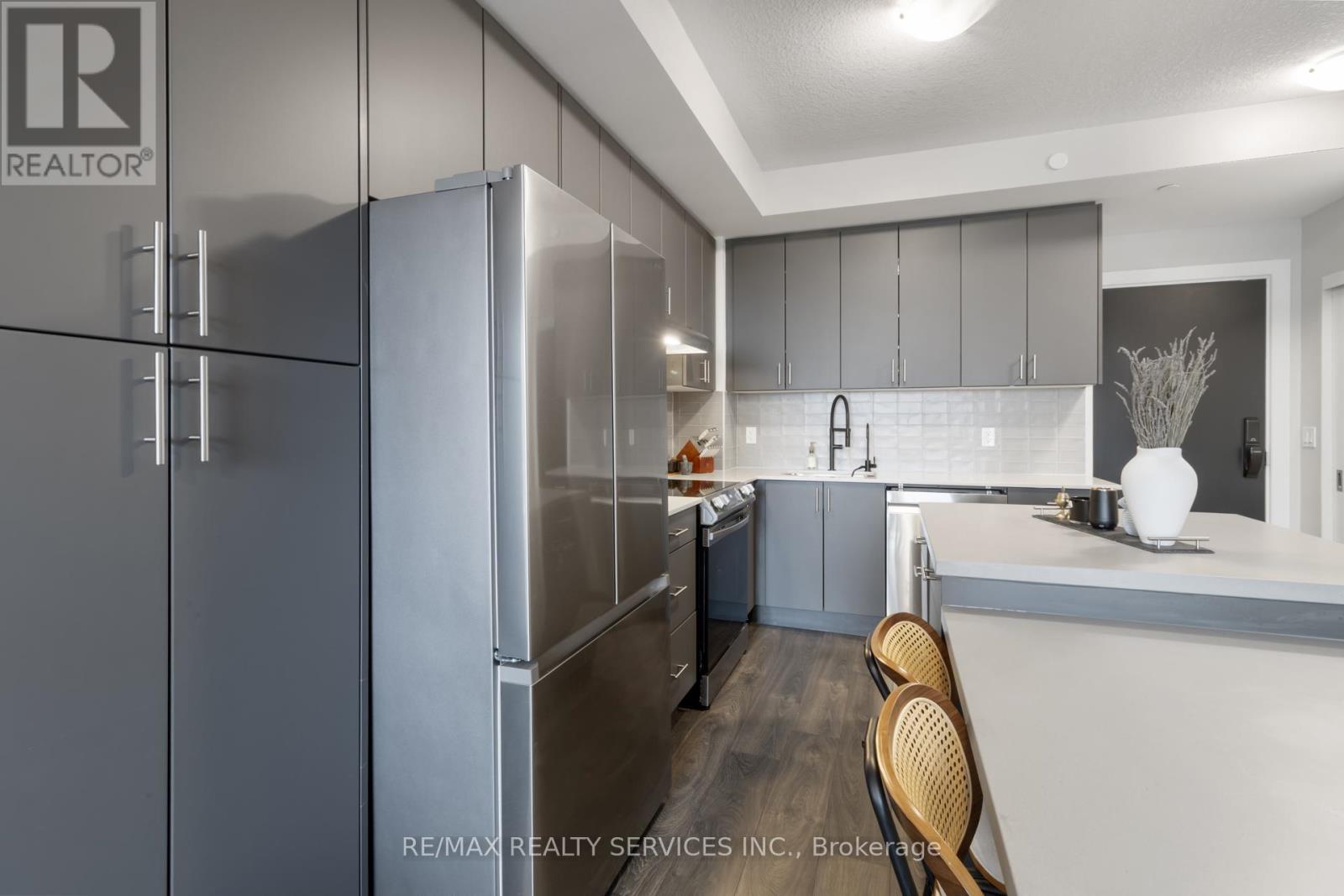 917 - 3200 William Coltson Avenue, Oakville, Ontario  L6H 7W6 - Photo 19 - W12463571