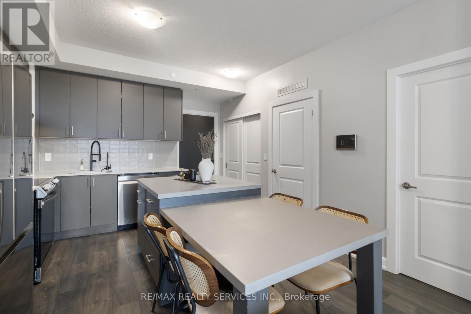 917 - 3200 William Coltson Avenue, Oakville, Ontario  L6H 7W6 - Photo 20 - W12463571