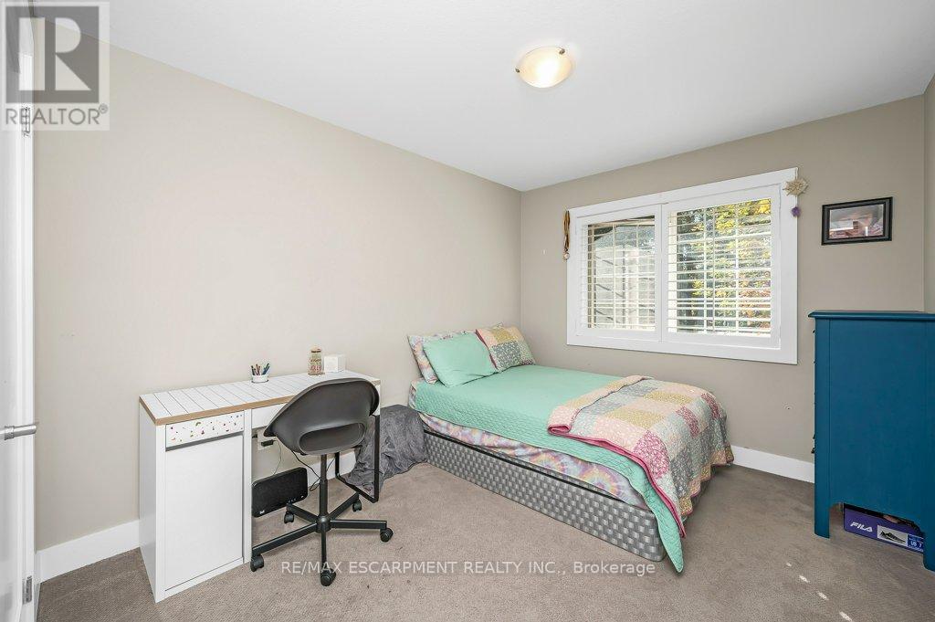 24 - 2086 Ghent Avenue, Burlington, Ontario  L7R 1Y3 - Photo 17 - W12463579