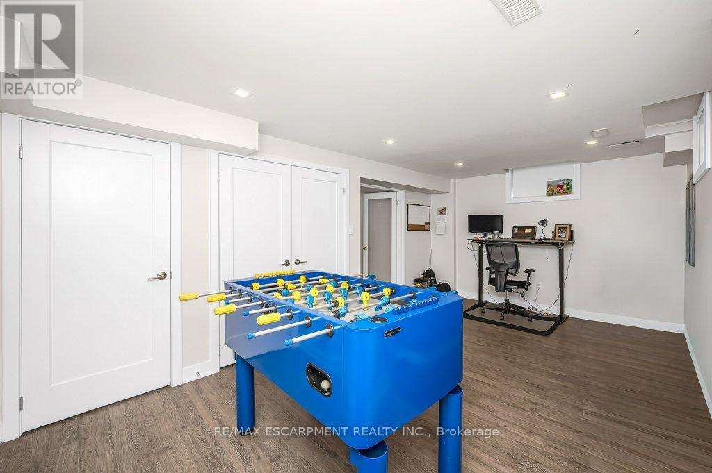 24 - 2086 Ghent Avenue, Burlington, Ontario  L7R 1Y3 - Photo 22 - W12463579