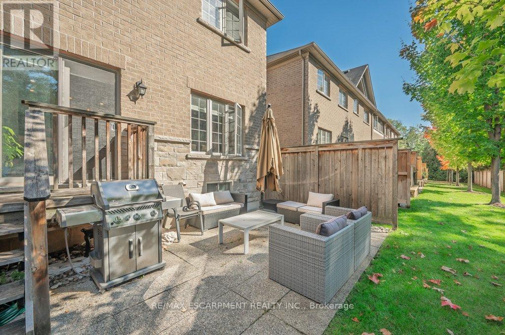 24 - 2086 Ghent Avenue, Burlington, Ontario  L7R 1Y3 - Photo 25 - W12463579