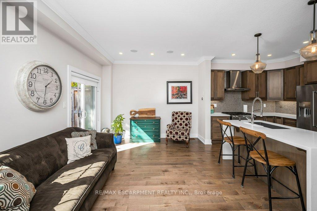 24 - 2086 Ghent Avenue, Burlington, Ontario  L7R 1Y3 - Photo 6 - W12463579