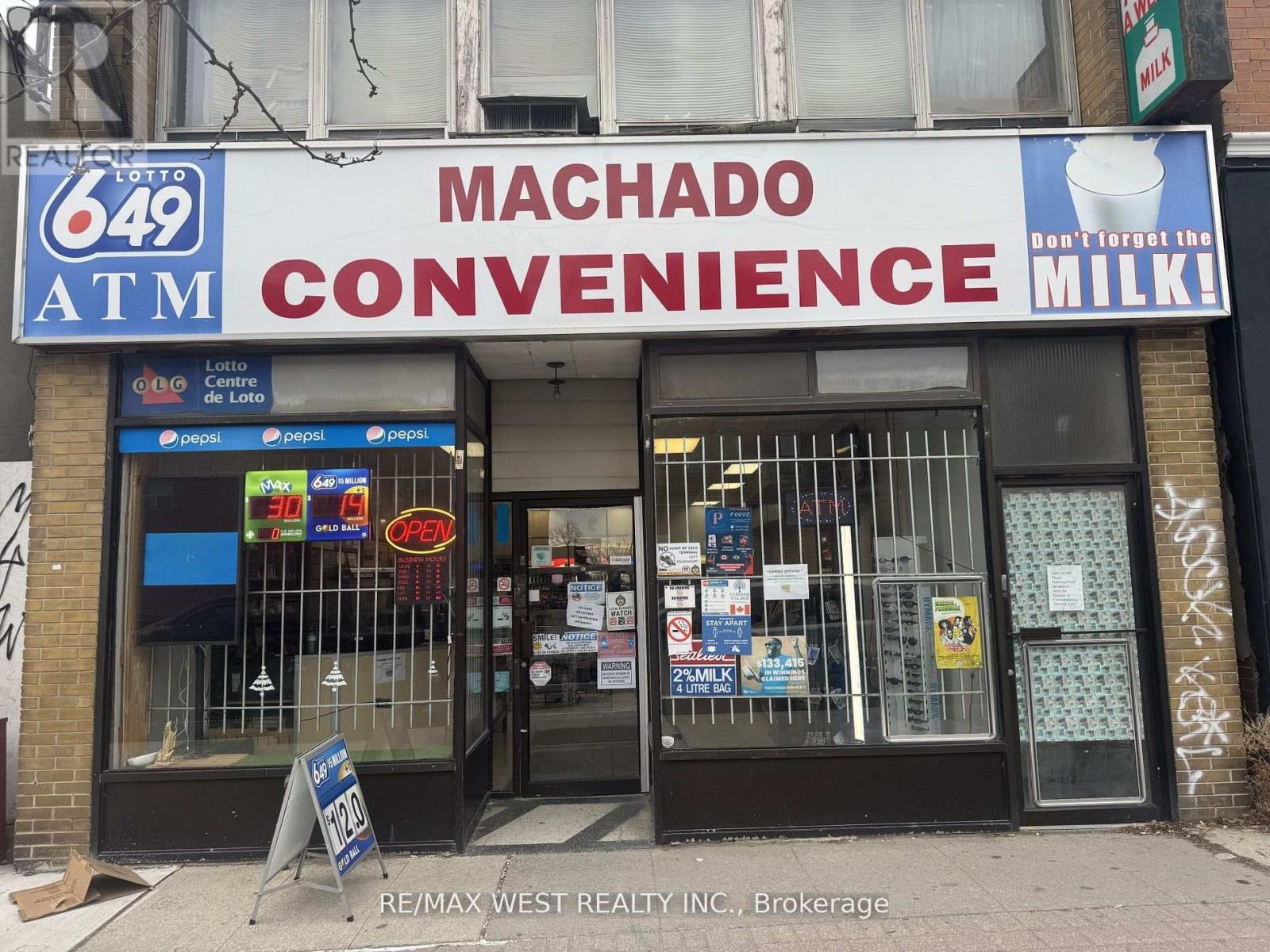 1990 EGLINTON AVENUE W, Toronto, Ontario