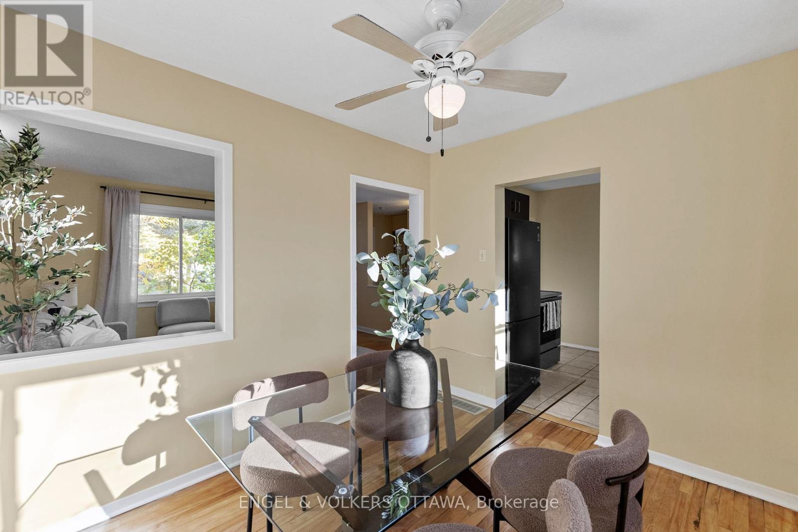 838 Borthwick Avenue, Ottawa, Ontario  K1K 2M8 - Photo 11 - X12463660