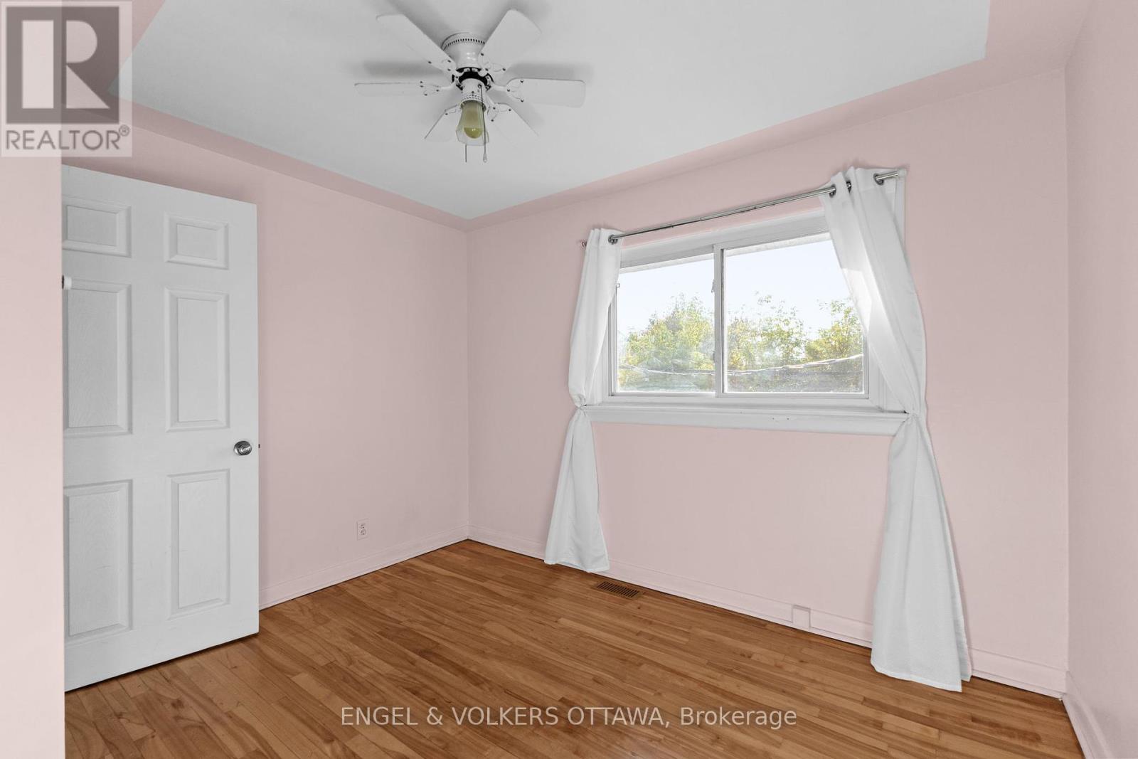838 Borthwick Avenue, Ottawa, Ontario  K1K 2M8 - Photo 22 - X12463660