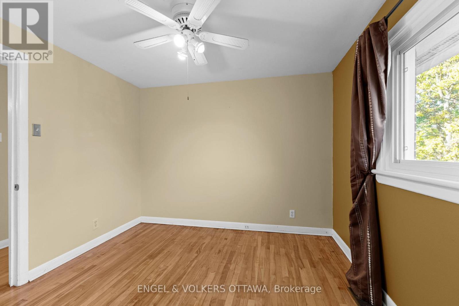 838 Borthwick Avenue, Ottawa, Ontario  K1K 2M8 - Photo 23 - X12463660