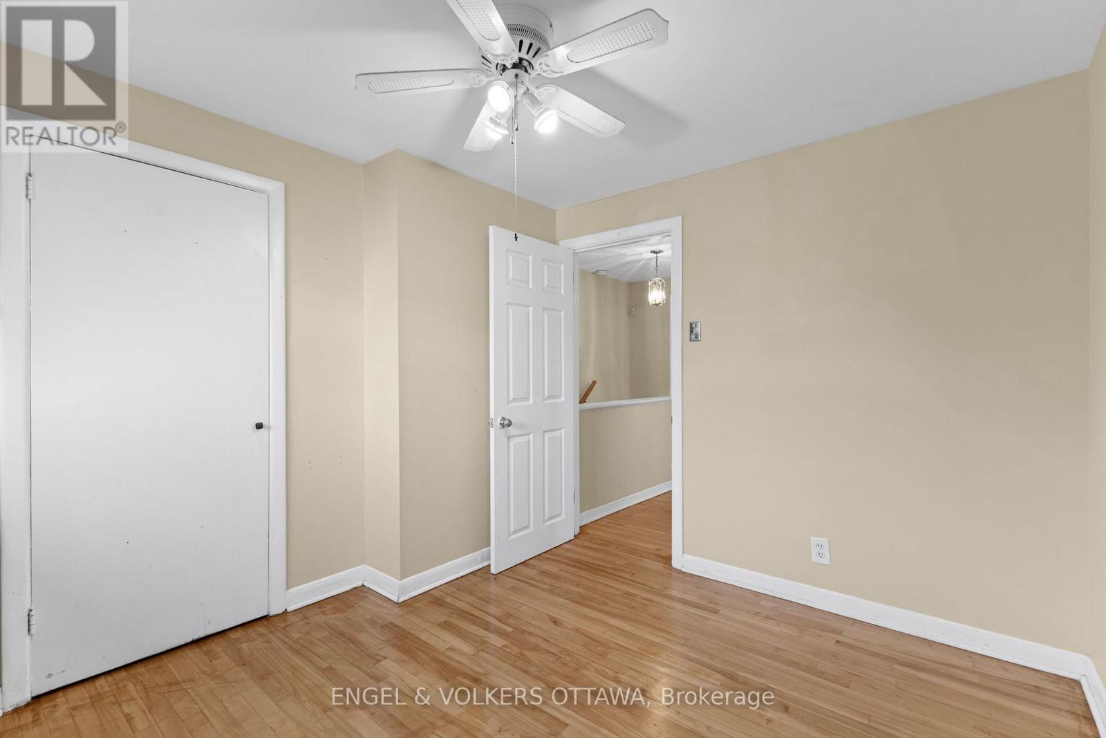 838 Borthwick Avenue, Ottawa, Ontario  K1K 2M8 - Photo 25 - X12463660