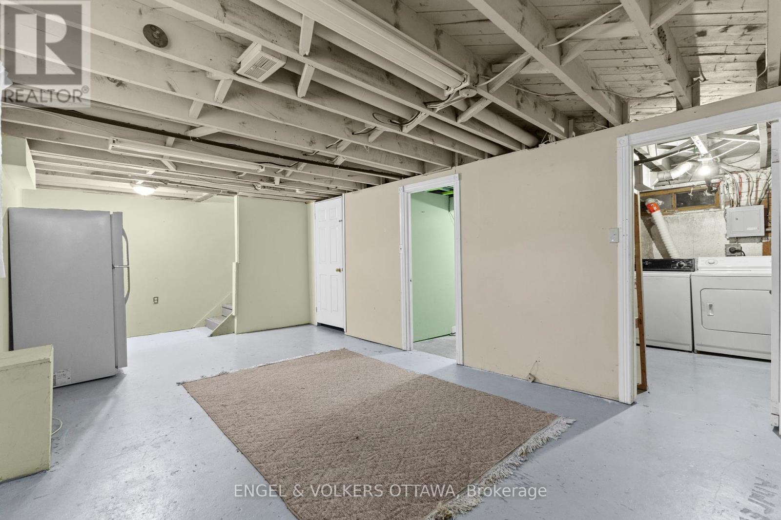 838 Borthwick Avenue, Ottawa, Ontario  K1K 2M8 - Photo 27 - X12463660