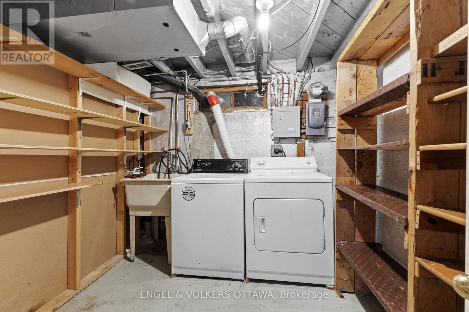 838 Borthwick Avenue, Ottawa, Ontario  K1K 2M8 - Photo 28 - X12463660