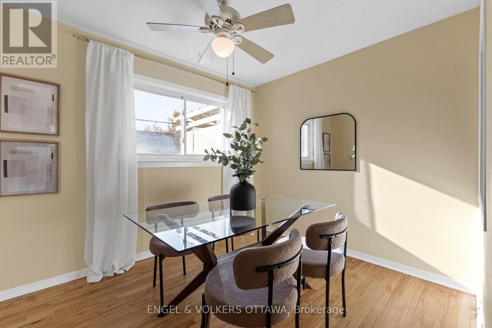 838 Borthwick Avenue, Ottawa, Ontario  K1K 2M8 - Photo 7 - X12463660