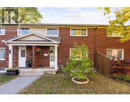 838 BORTHWICK AVENUE, Ottawa, Ontario