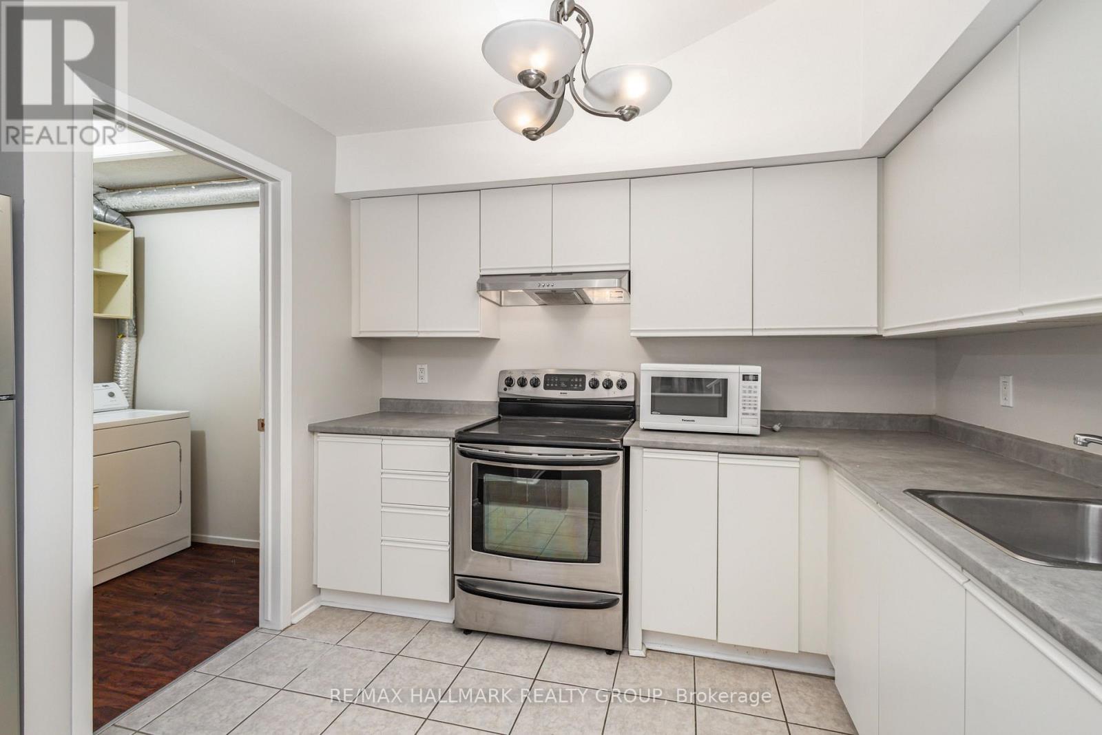C - 205 Woodfield Drive, Ottawa, Ontario  K2G 4P2 - Photo 10 - X12463713