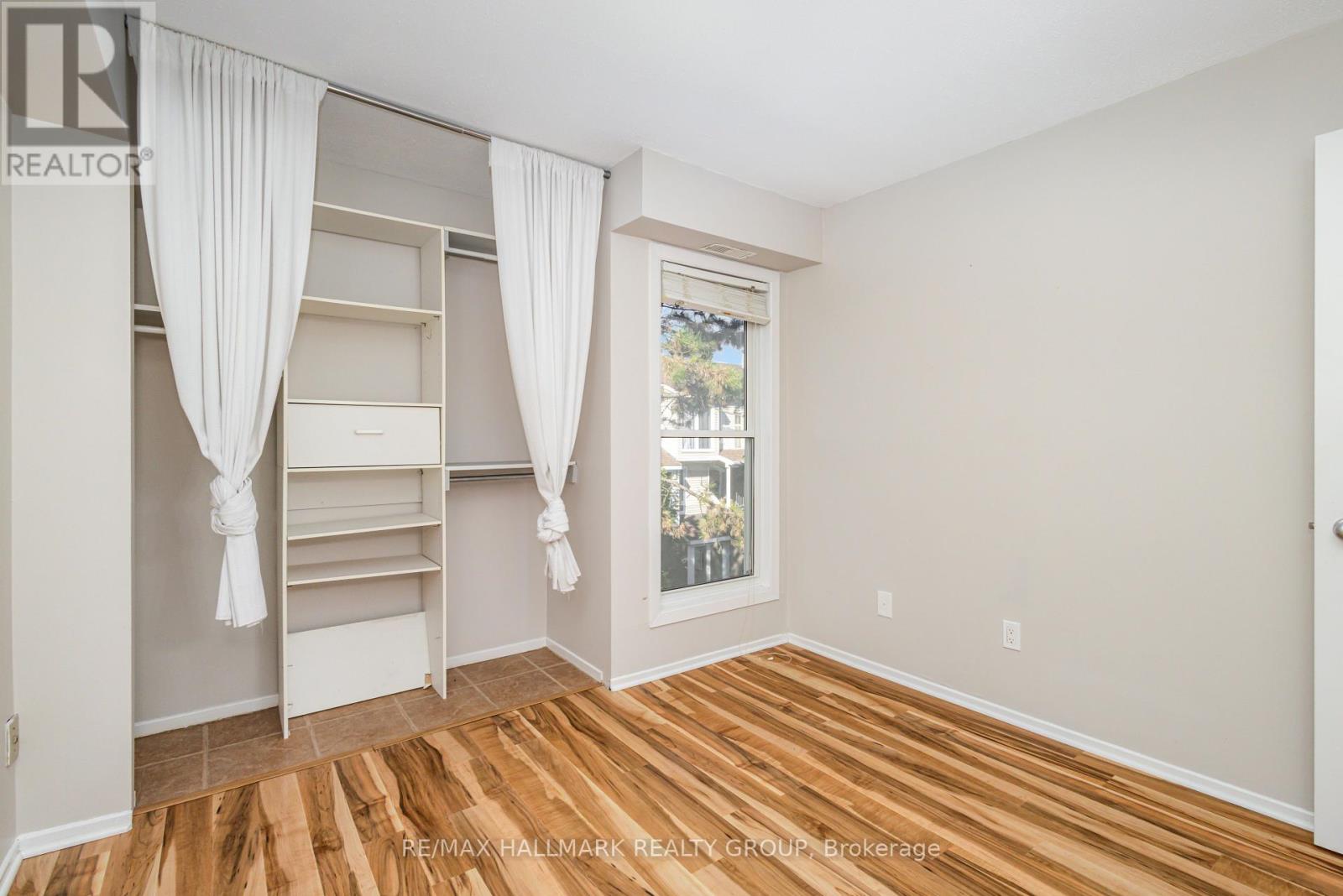 C - 205 Woodfield Drive, Ottawa, Ontario  K2G 4P2 - Photo 19 - X12463713