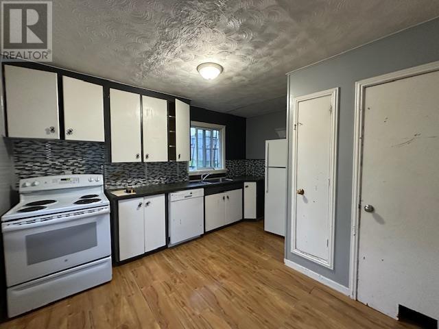 45 Kenogami Rd, Terrace Bay, Ontario  P0T 2W0 - Photo 5 - TB253225