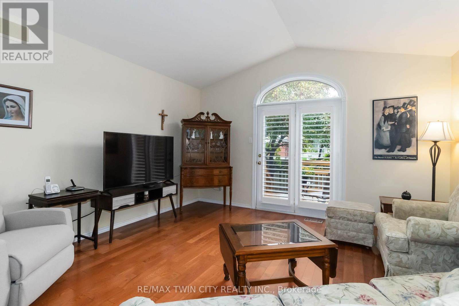 15 - 54 Glenwood Drive, Brantford, Ontario  N3S 3G6 - Photo 12 - X12463561