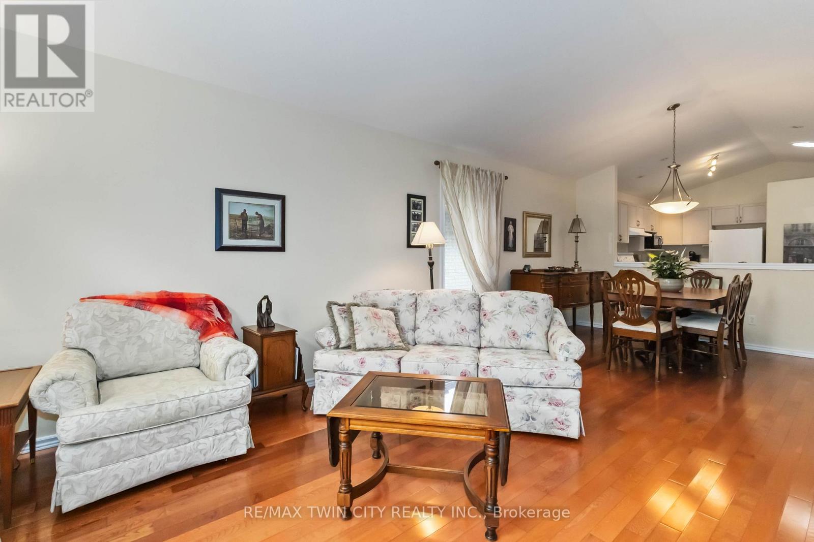 15 - 54 Glenwood Drive, Brantford, Ontario  N3S 3G6 - Photo 14 - X12463561