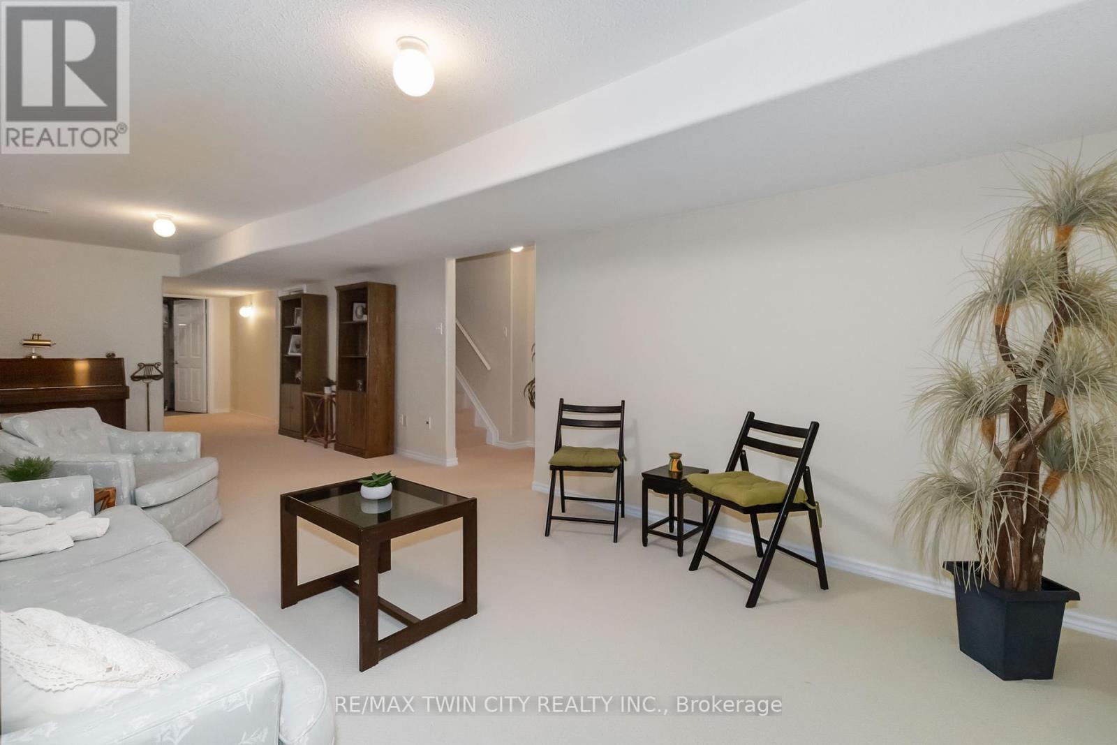 15 - 54 Glenwood Drive, Brantford, Ontario  N3S 3G6 - Photo 36 - X12463561