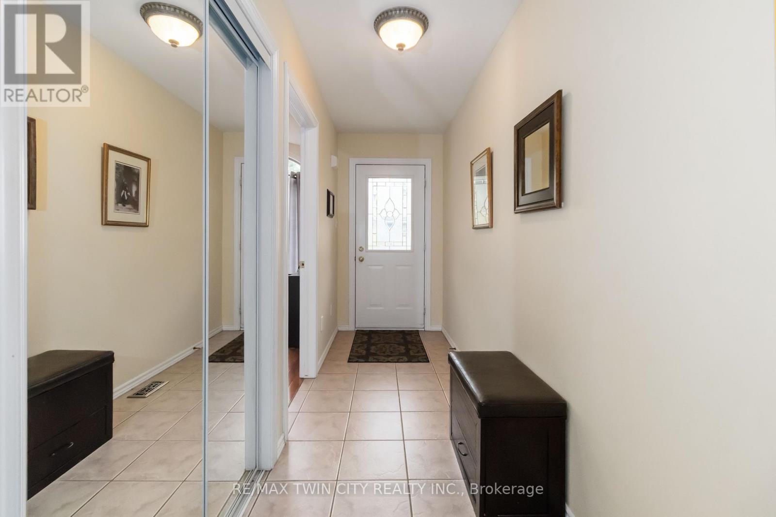 15 - 54 Glenwood Drive, Brantford, Ontario  N3S 3G6 - Photo 9 - X12463561