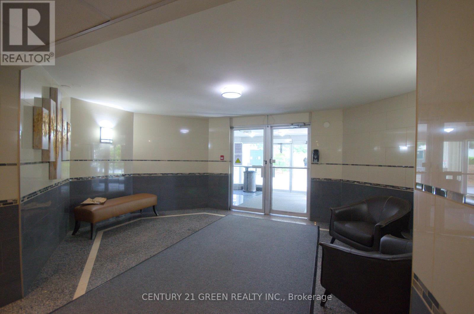 1005 - 1103 Jalna Boulevard, London South, Ontario  N6E 2W8 - Photo 4 - X12463562