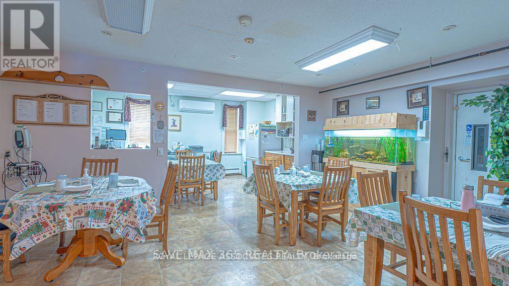 326 12th Street, Hanover, Ontario  N4N 1V6 - Photo 22 - X12463582