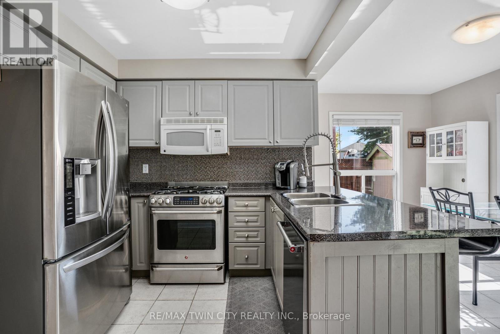 795 Saginaw Parkway, Cambridge, Ontario  N1T 1R3 - Photo 14 - X12463589