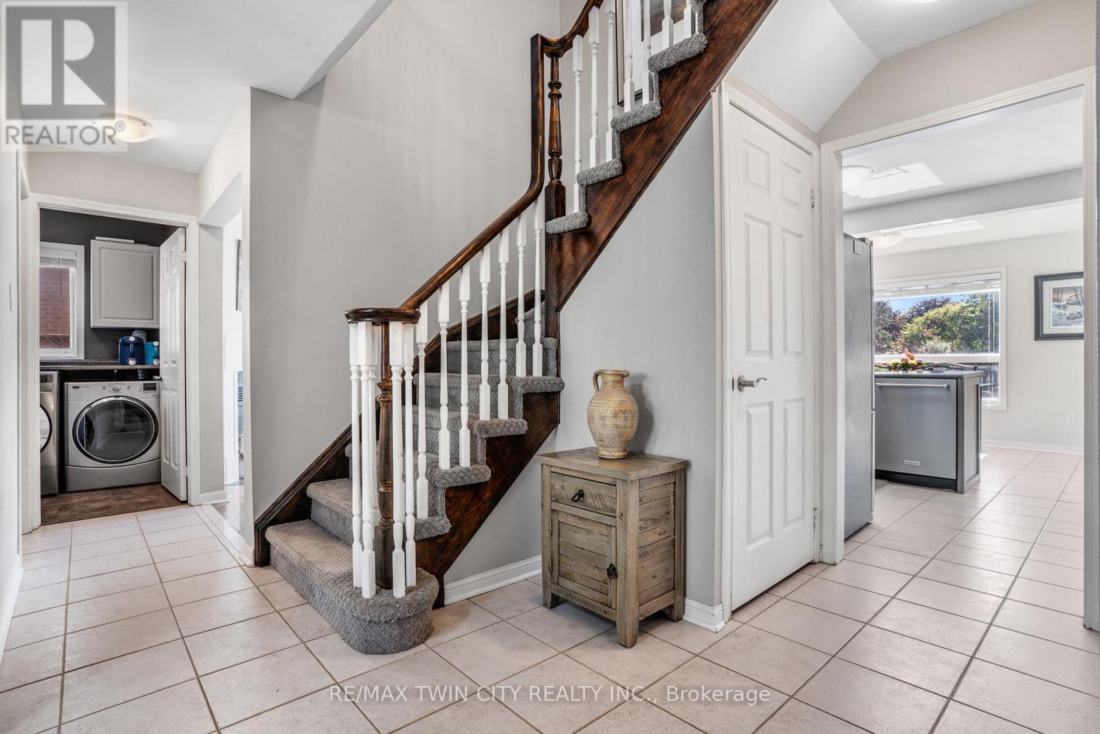 795 Saginaw Parkway, Cambridge, Ontario  N1T 1R3 - Photo 7 - X12463589