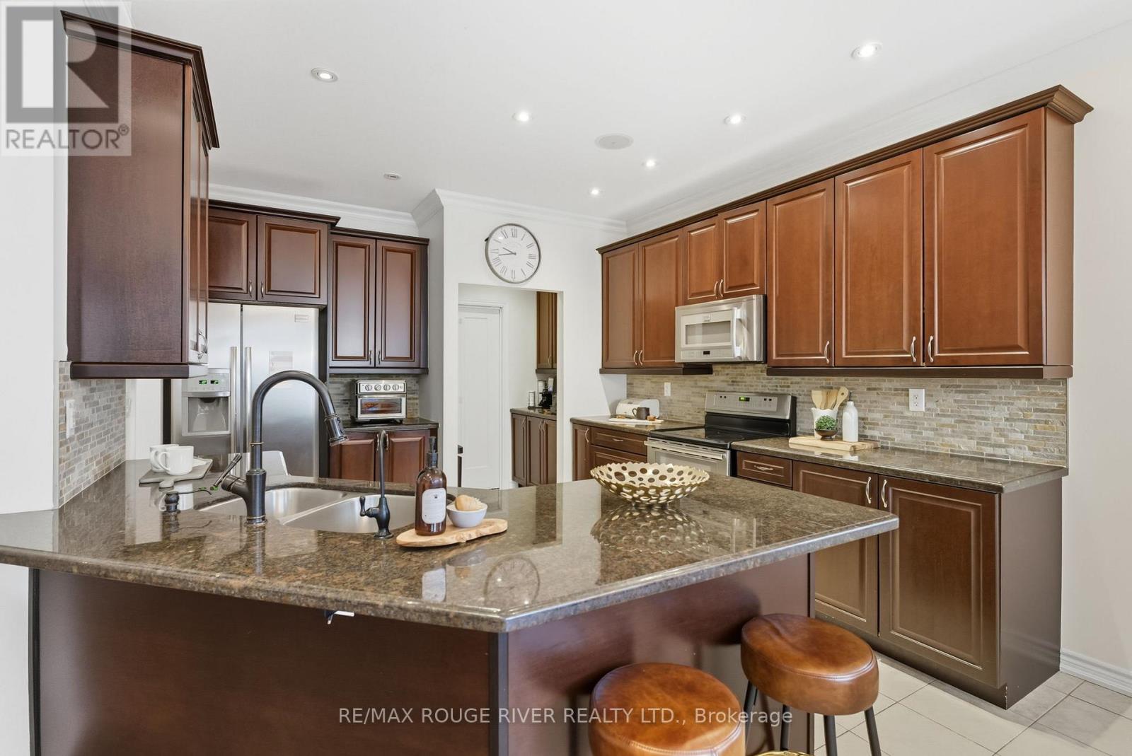 16 Brough Court, Clarington, Ontario  L1C 0B3 - Photo 14 - E12463652