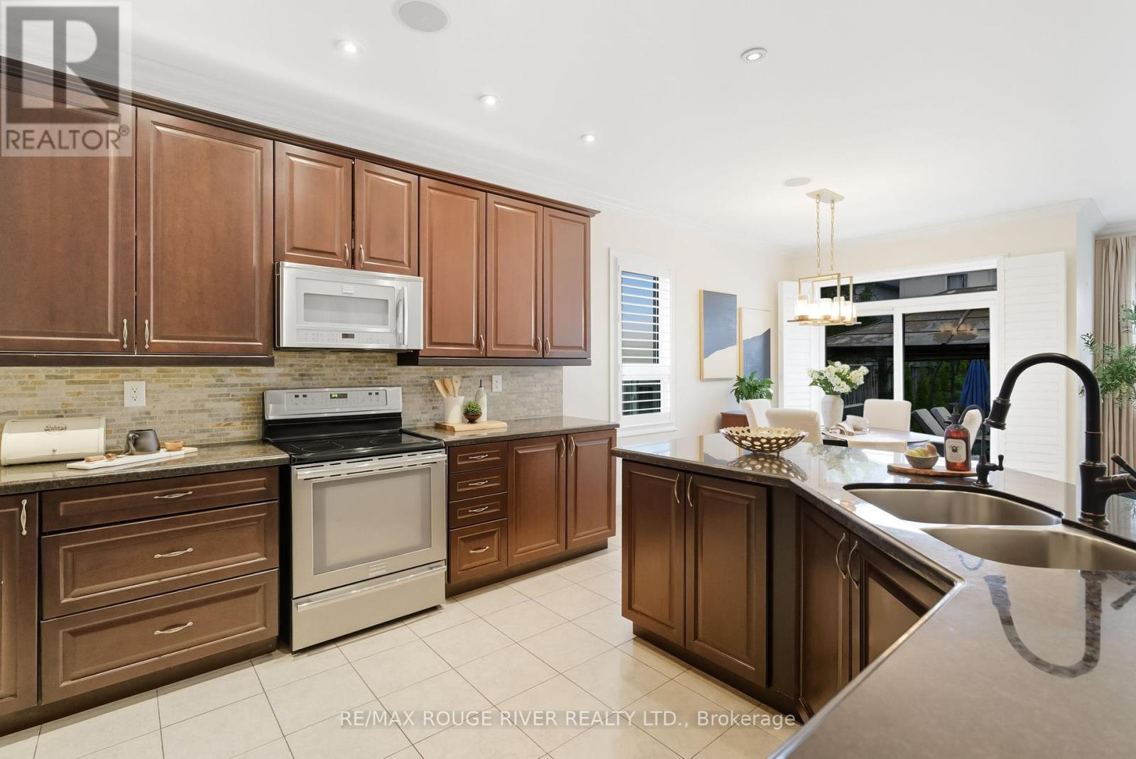 16 Brough Court, Clarington, Ontario  L1C 0B3 - Photo 17 - E12463652