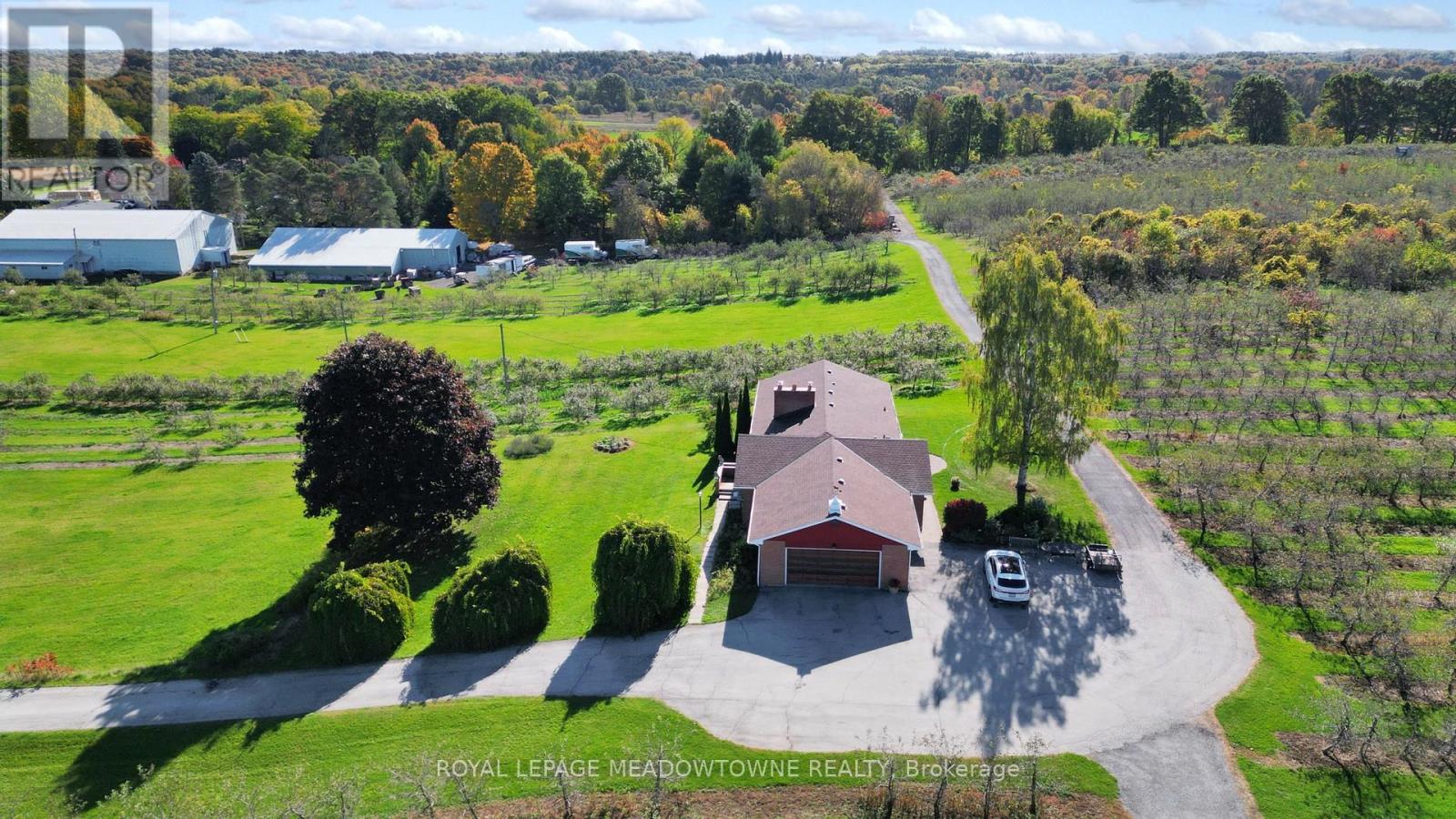 1453 Milburough Line, Hamilton, Ontario  L0R 1H0 - Photo 3 - X12208311