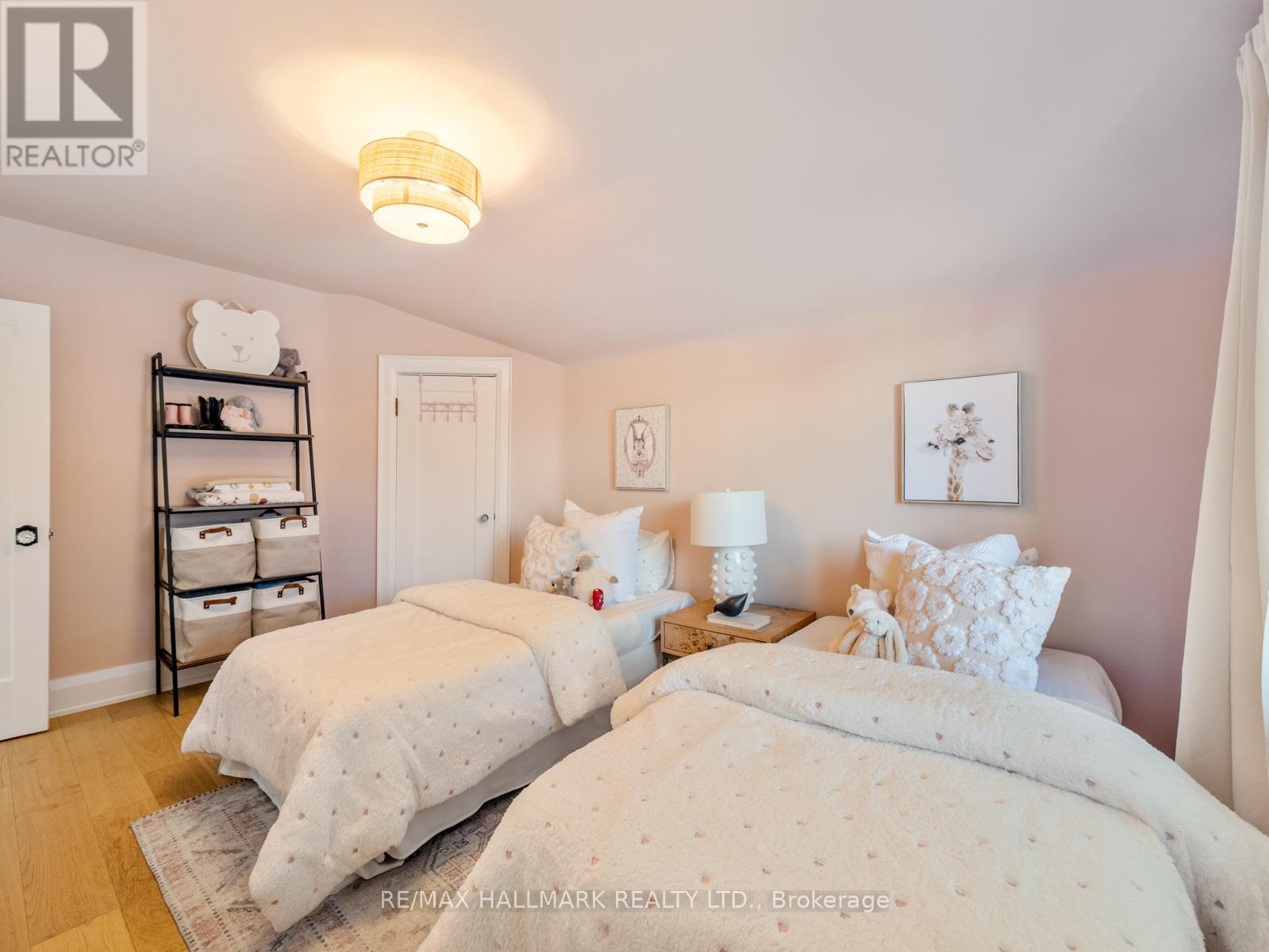 54 Avonlea Boulevard, Toronto, Ontario  M4C 5E5 - Photo 23 - E12463392