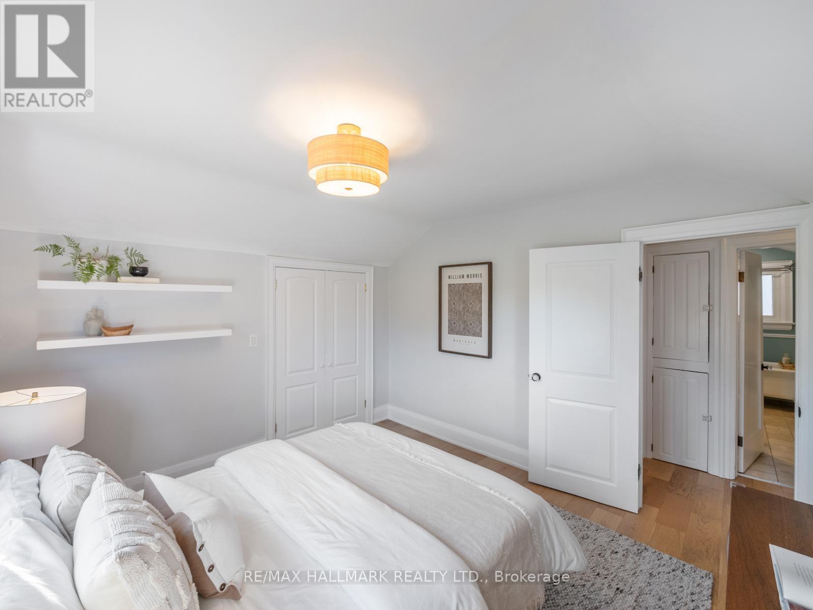 54 Avonlea Boulevard, Toronto, Ontario  M4C 5E5 - Photo 21 - E12463392