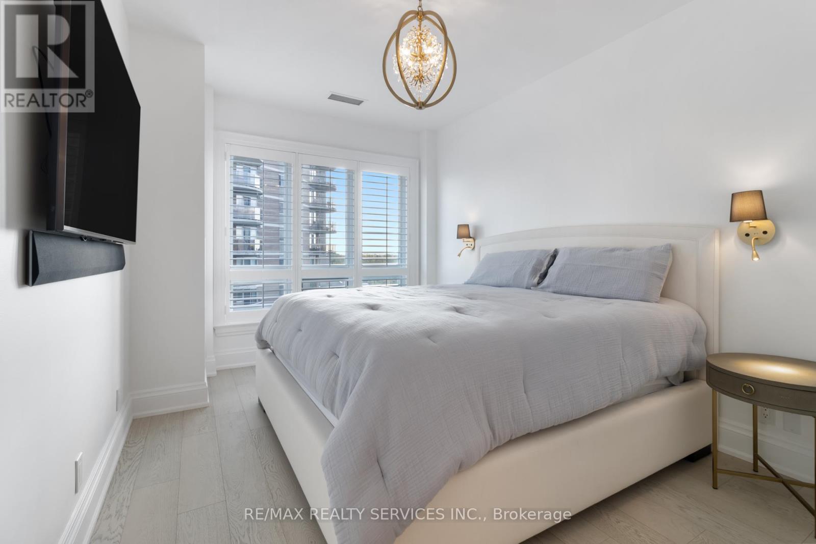 1003 - 111 Forsythe Street, Oakville, Ontario  L6K 3J9 - Photo 16 - W12434333