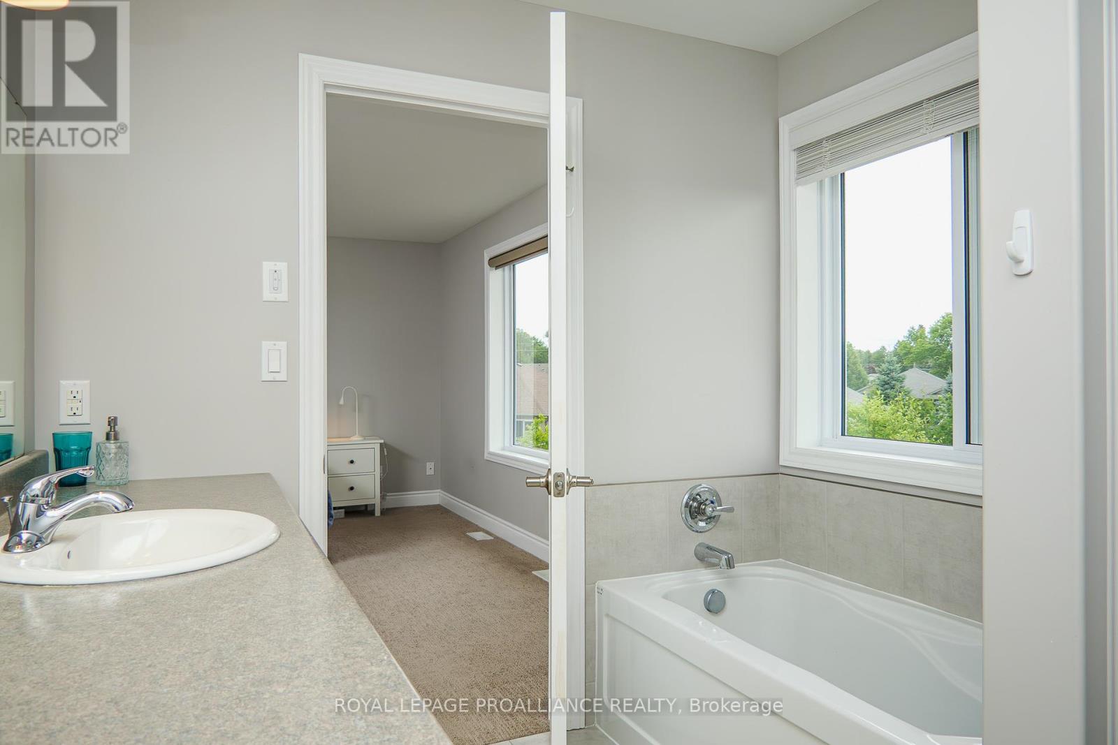 14 Pier Drive, Brighton, Ontario  K0K 1H0 - Photo 30 - X12463659