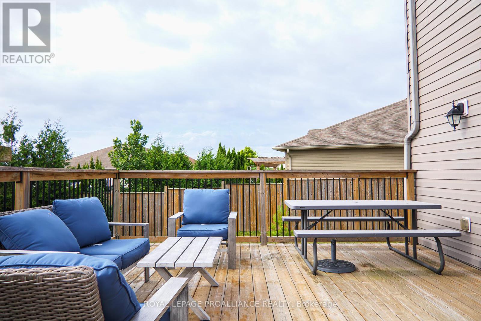 14 Pier Drive, Brighton, Ontario  K0K 1H0 - Photo 40 - X12463659
